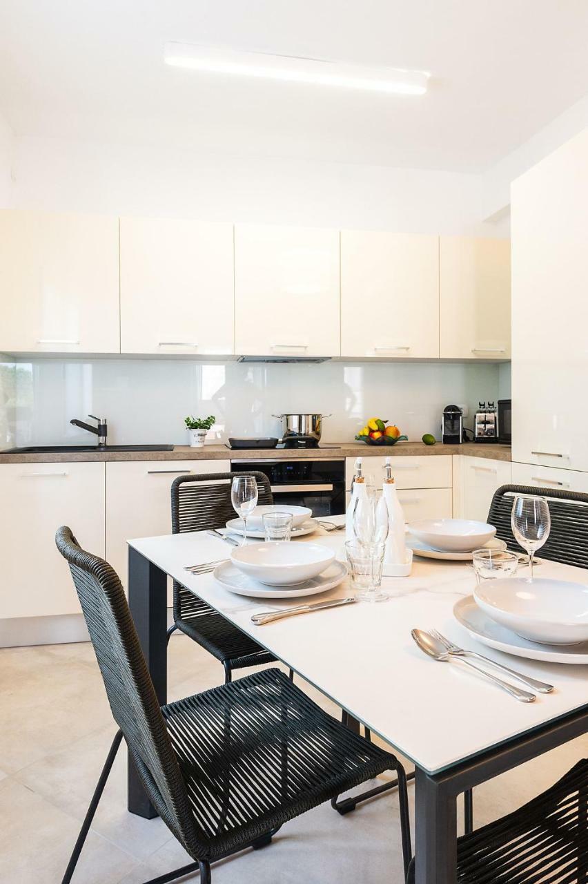 Novigrad Istria Apartment Auretta מראה חיצוני תמונה