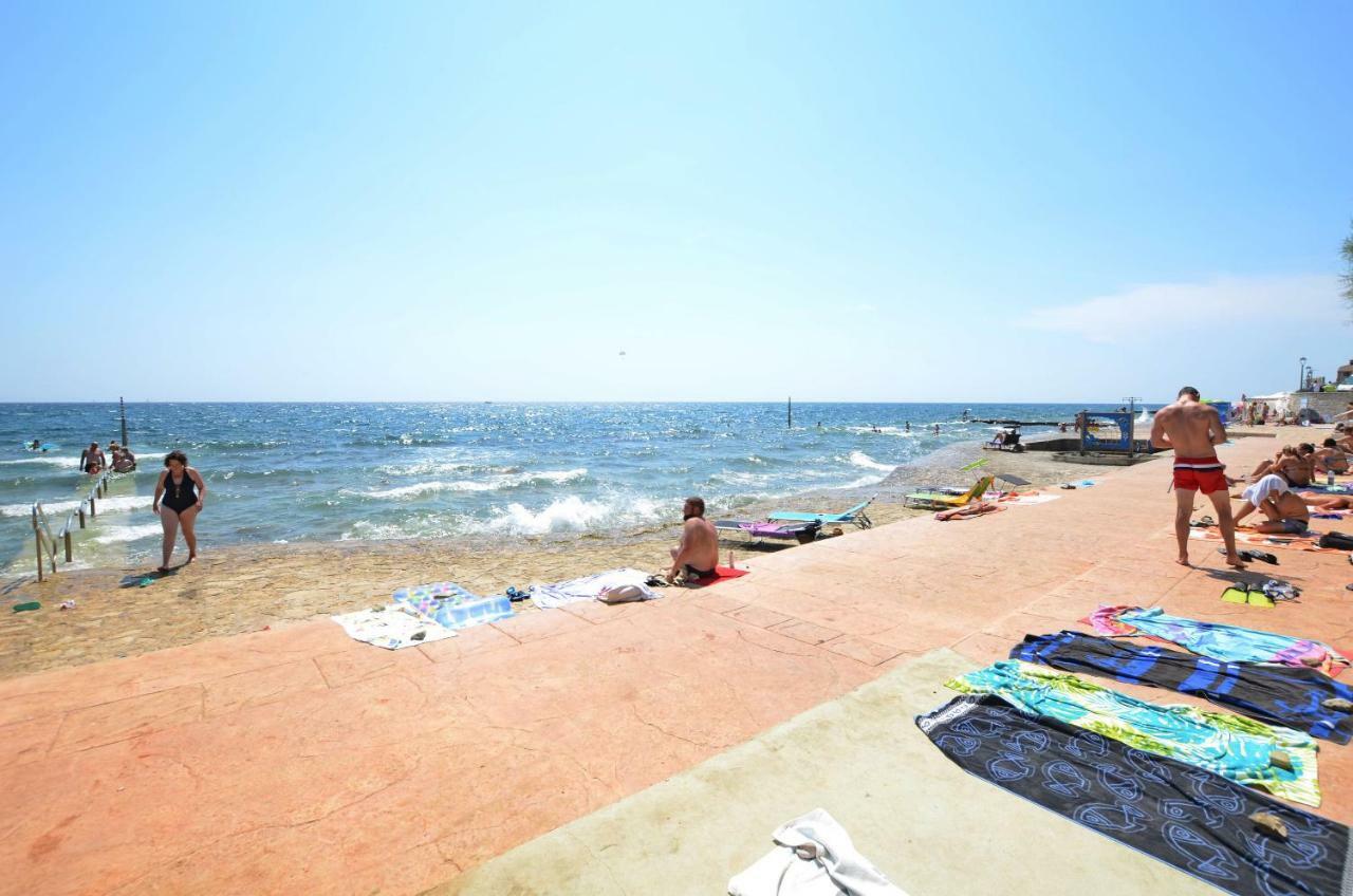 Novigrad Istria Apartment Auretta מראה חיצוני תמונה